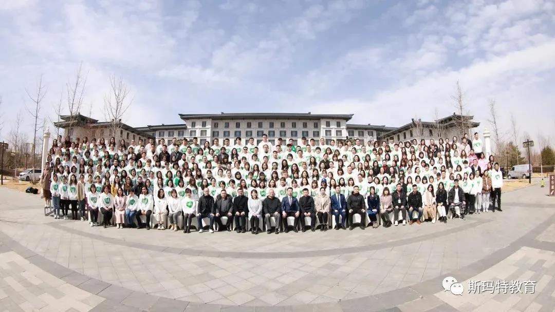 鼎点娱乐：回望2021，奋斗历程，继往开来；驶入