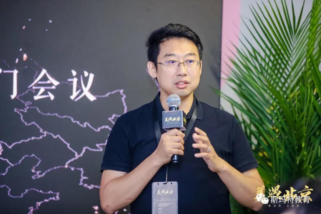 鼎点娱乐：回望2021，奋斗历程，继往开来；驶入